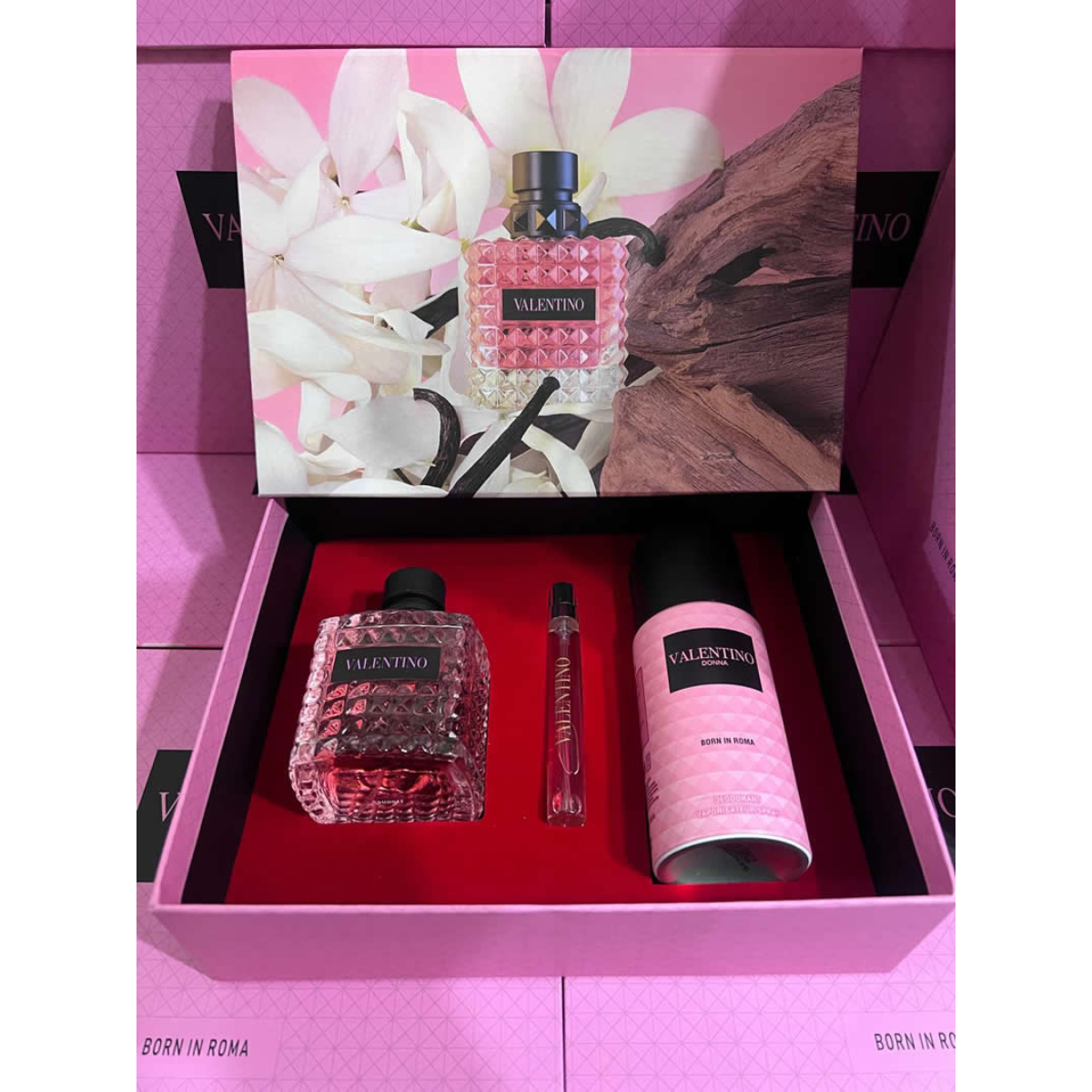 Set Cadou Femei – Valentino Donna Born in Roma